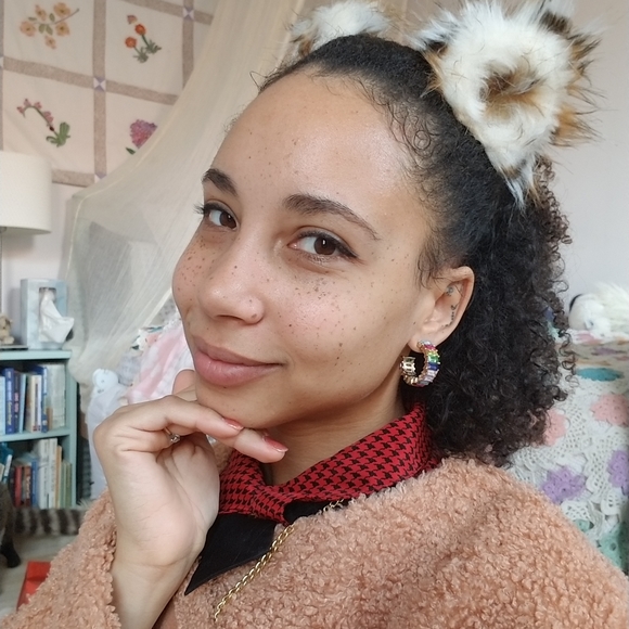 Meet your Posher, Mica - Picture 4 of 4